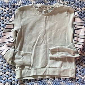Size medium pink sweatshirt
